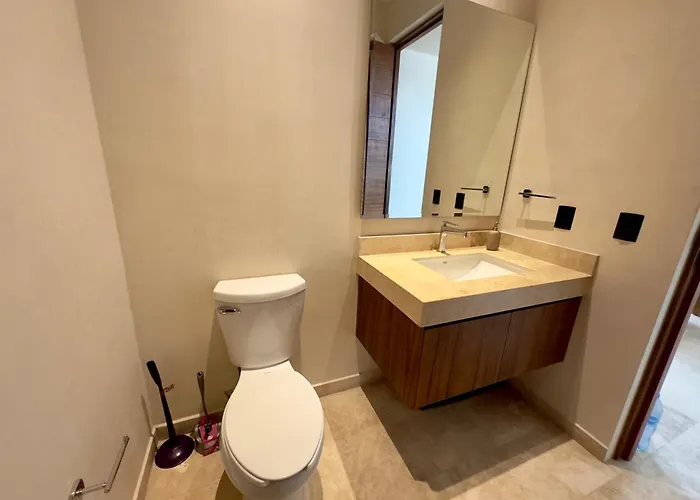 Villa Casa Laak, Luxury Villa, 5 Bedroom 7 Bt, Heated Pool *