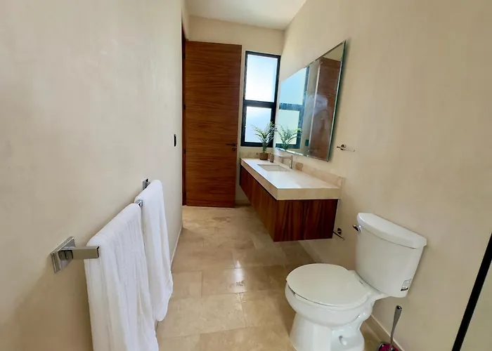 Casa Laak, Luxury Villa, 5 Bedroom 7 Bt, Heated Pool Villa *