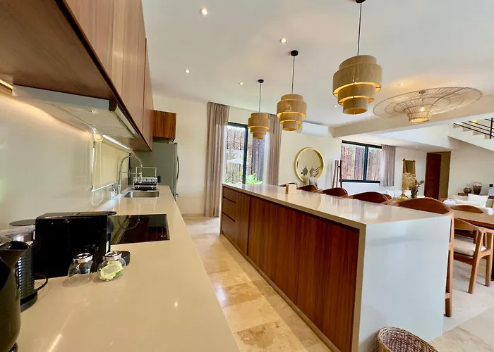 Casa Laak, Luxury Villa, 5 Bedroom 7 Bt, Heated Pool Villa Tulum