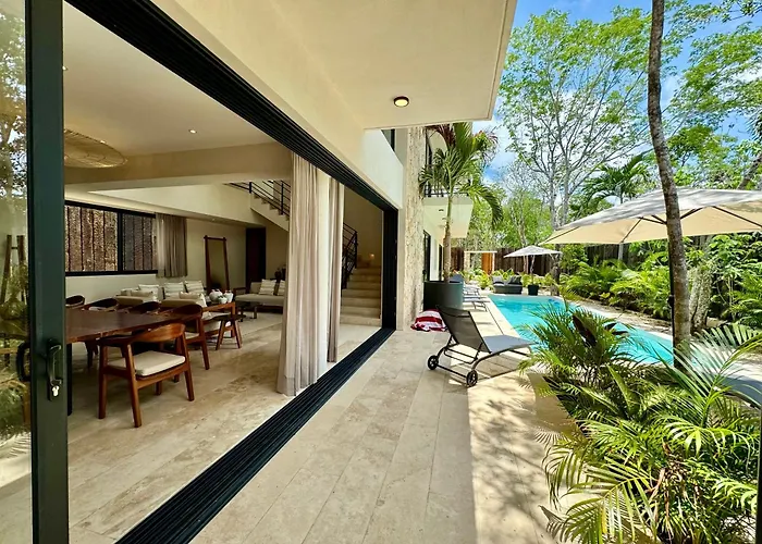 Casa Laak, Luxury Villa, 5 Bedroom 7 Bt, Heated Pool Villa