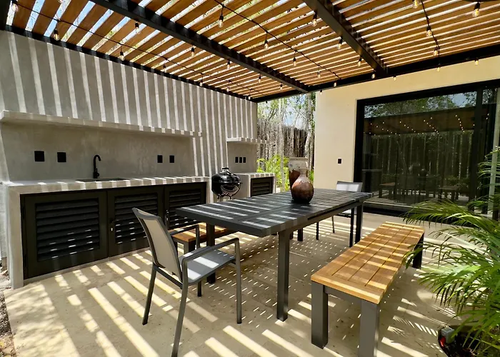 Villa Casa Laak, Luxury Villa, 5 Bedroom 7 Bt, Heated Pool Tulum
