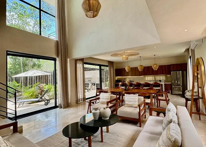 Villa Casa Laak, Luxury Villa, 5 Bedroom 7 Bt, Heated Pool